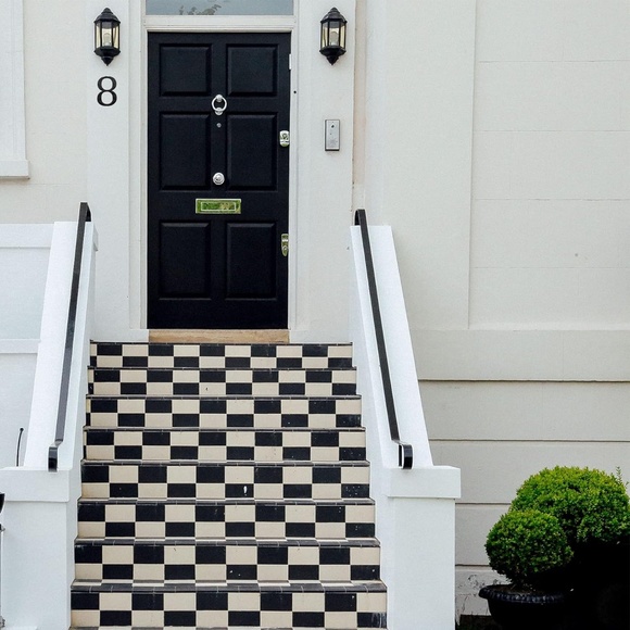 House Number 8 High Floating Cast Iron 5" Home Address Number, Mailbox/Black #8 - Picture 4 of 8